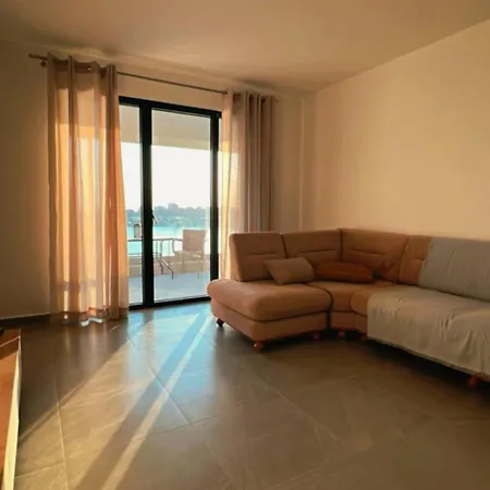Dajana Apartman